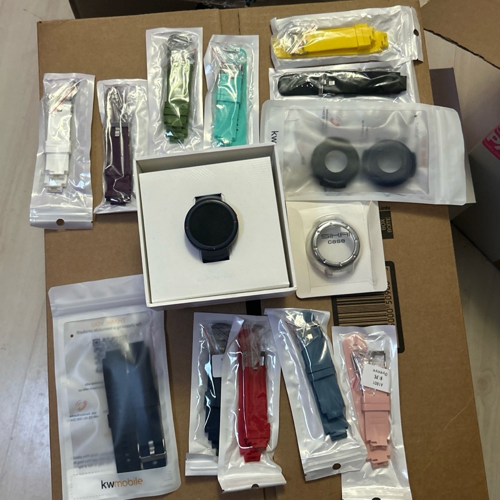 Like New Amazfit Verge Activity Watch with 12 new wrist bands & 3 protectors